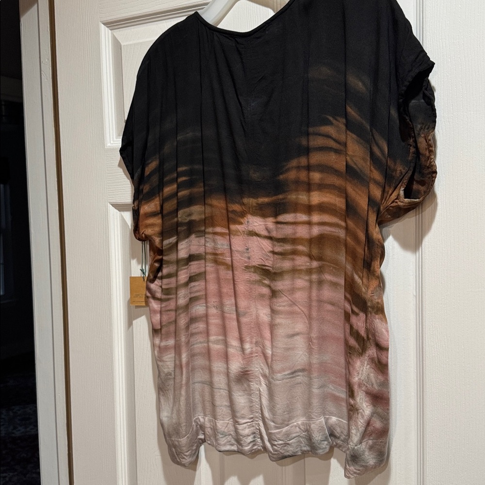 River & Sky, Gradient Black and Brown Women's Top, size L - Picture 4 of 4